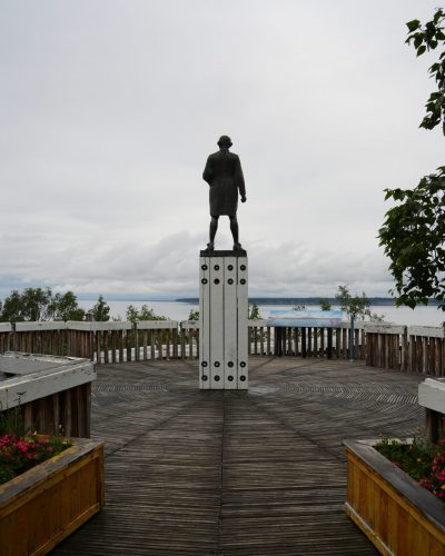 CAPTAIN COOK STATUE DSC04203