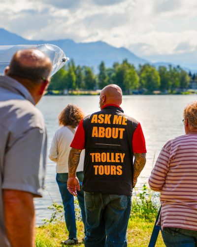 TOUR GUIDE LAKE HOOD WEB